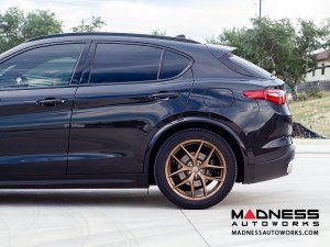 Alfa Romeo Stelvio Lowering Springs - 2.0L - MADNESS - Sport Alfa Romeo Stelvio Lowering Springs - 2.0L - MADNESS - Sport